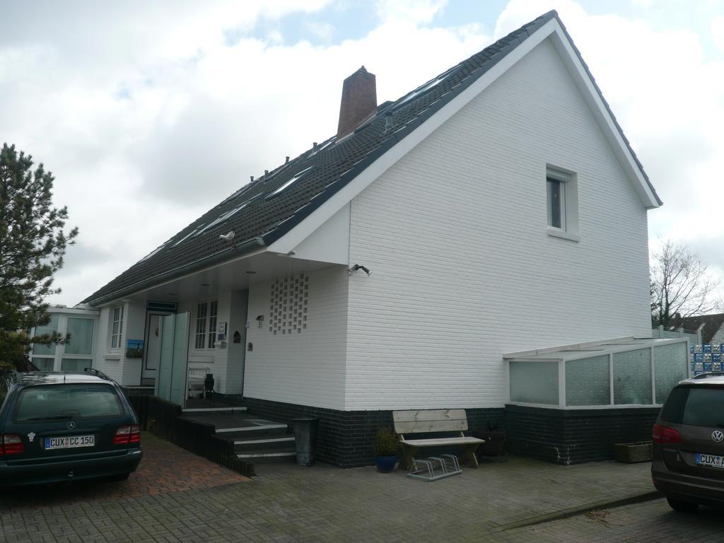Apartamento "Haus Am Deich" Cuxhaven Exterior foto