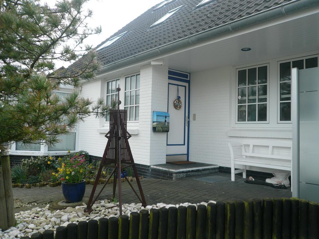 Apartamento "Haus Am Deich" Cuxhaven Exterior foto