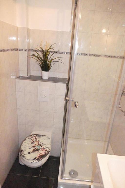 Apartamento "Haus Am Deich" Cuxhaven Exterior foto